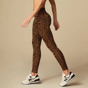 Tan + Lines by Sivan Ayla Temescal Leopard Leggings Size Medium